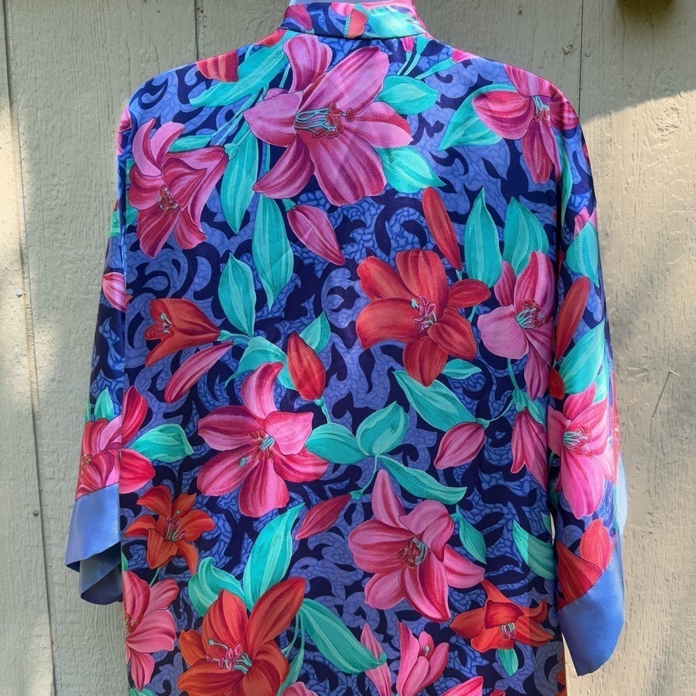 Vintage Women's California Dynasty Polyester Kimono Robe Lily Flowers M No Belt - Picture 5 of 8